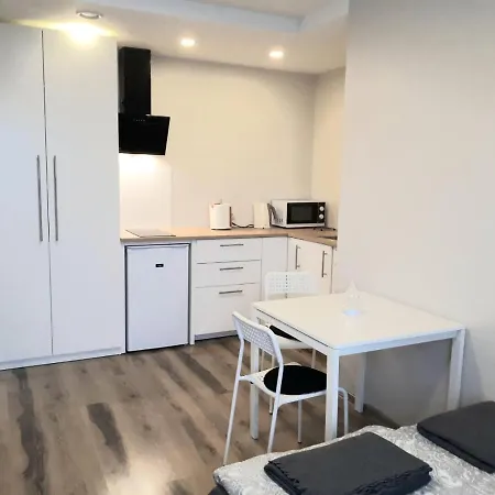 Bitenu Apartment *